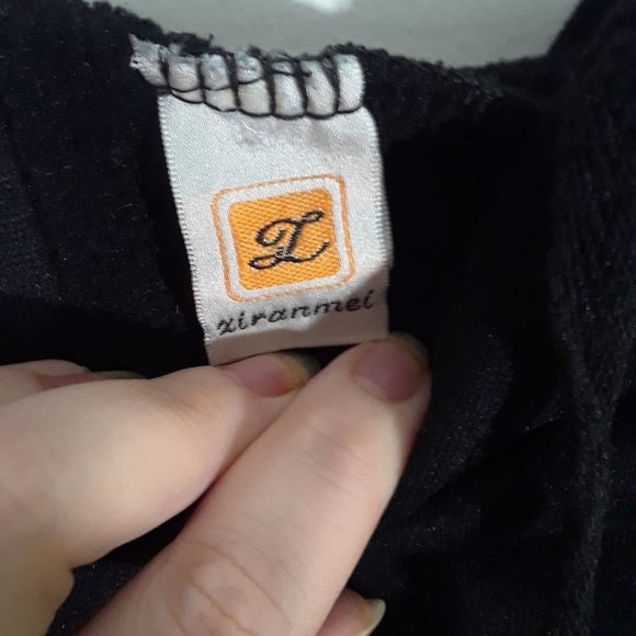 Xiranmei Black alien hoodie - Picture 4 of 4